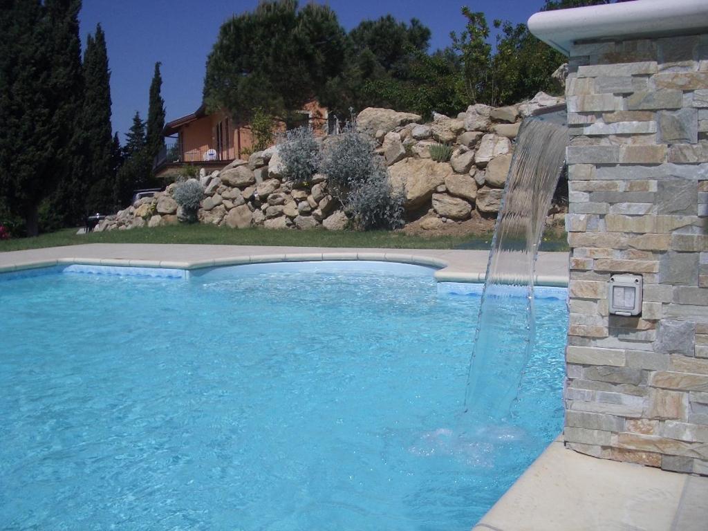 Residence Villa Degli Ulivi Бертиноро Екстериор снимка